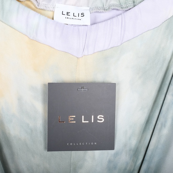 Le Lis Tie-Dye Top and Shorts Coordinates Set - Picture 5 of 11